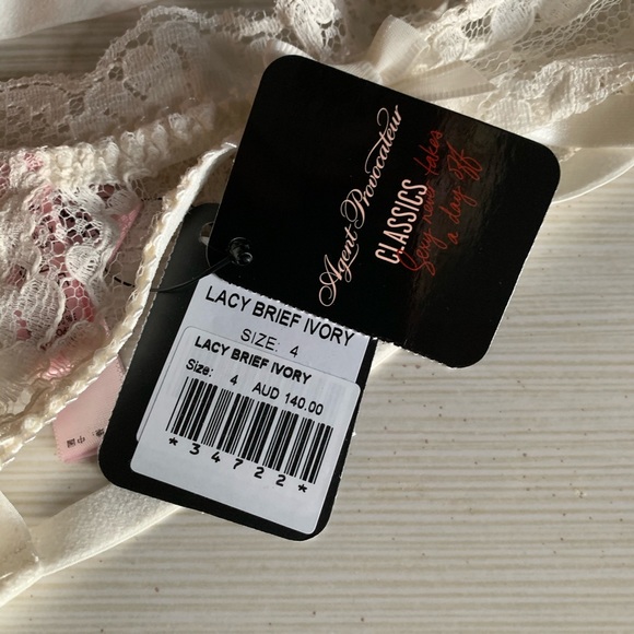 SOLD_BNWT Agent Provocateur Lacy Brief $100 size 4 - Picture 5 of 6